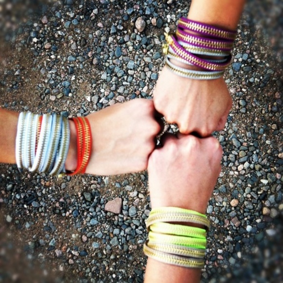 Meet your Posher, Lily - Picture 1 of 1